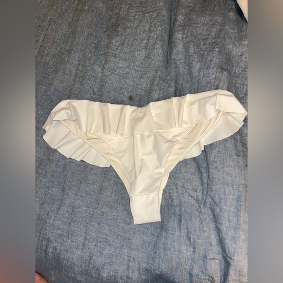 Weworewhat Off White Ruffle Delilah Bottom size xl NWOT - Picture 3 of 6